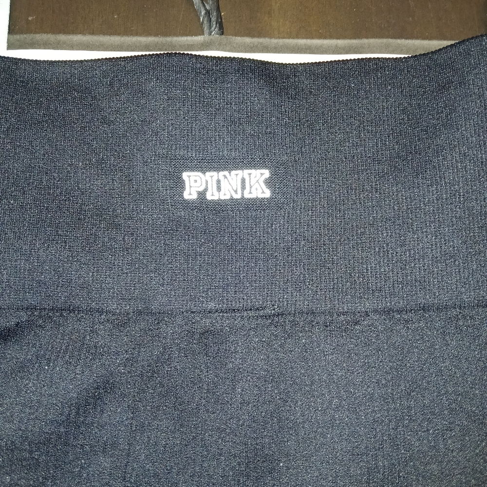 VS PINK COOL & COMFY CUT OUT TIGHTS - Picture 7 of 13